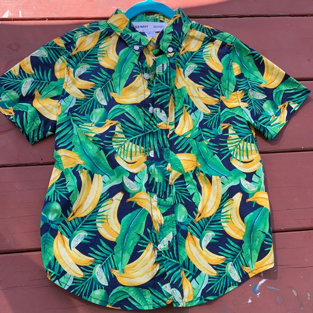 Old Navy Banana shirt